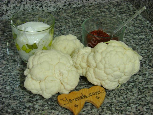 Yoğurtlu Karnabahar Salatası - Yapılışı (1/8) 