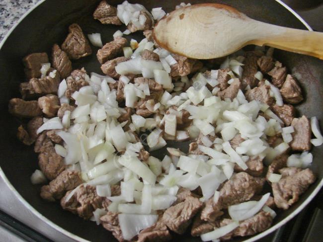 Etli Bostan Patlıcan Kebabı - Yapılışı (4/16) 