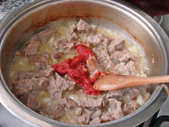 Etli Nohut Yahnisi - Yapılışı (4/8) 