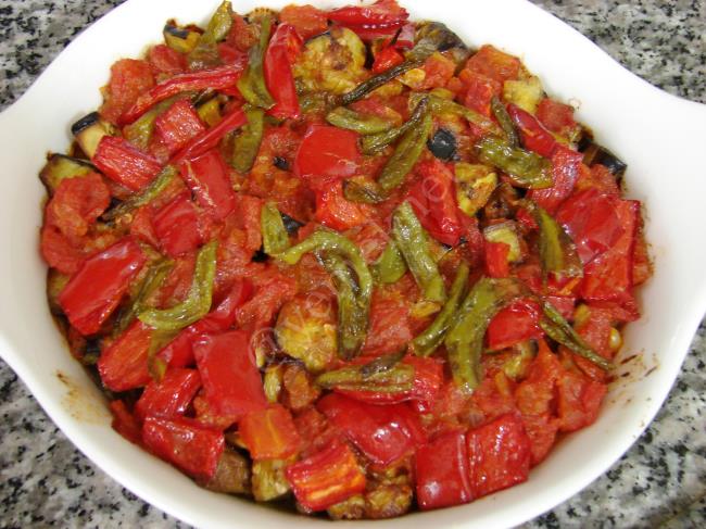 Fırında Kaşarlı Şakşuka - Yapılışı (13/16) 