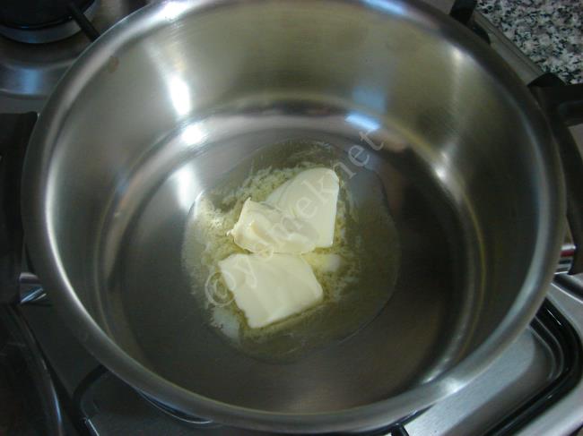 Ispanak Yatağında Et Sote - Yapılışı (6/16) 