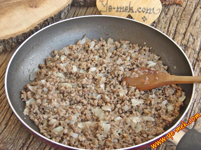 Kıymalı Patates Mantısı - Yapılışı (6/16) 