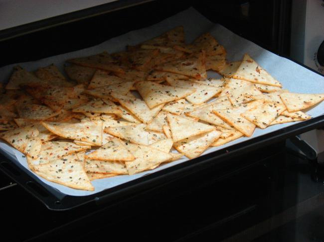 Lavaştan Baharatlı Cips - Yapılışı (12/16) 