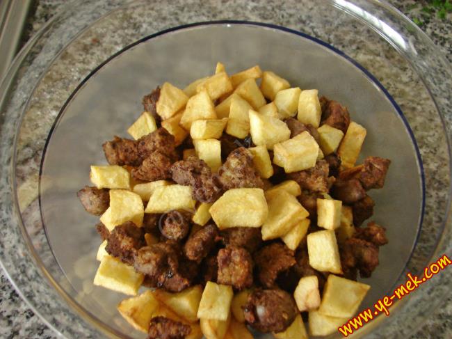 Patatesli Soğanlı Arnavut Ciğeri - Yapılışı (12/16) 