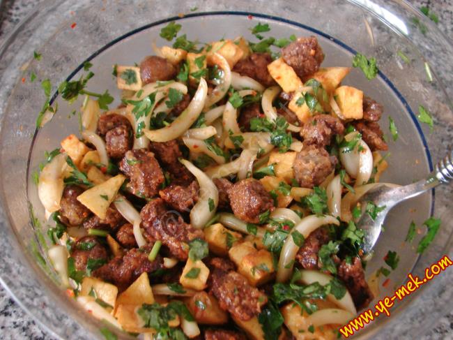 Patatesli Soğanlı Arnavut Ciğeri - Yapılışı (13/16) 