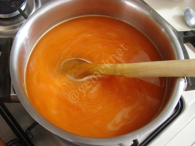 Baklalı Tarhana Çorbası - Yapılışı (5/12) 