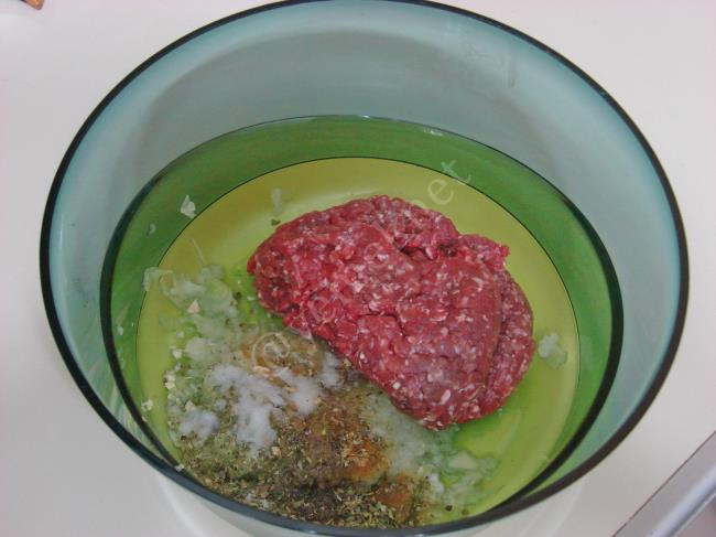 Kaşarlı Köfte - Yapılışı (2/12) 