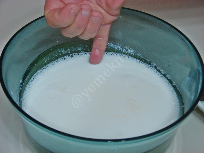 Hazır Sütten Ev Yapımı Yoğurt - Yapılışı (4/16) 