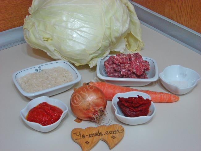 Kıymalı Kapuska Yemeği - Yapılışı (1/16) 