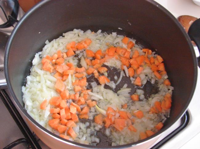 Kıymalı Kapuska Yemeği - Yapılışı (3/16) 