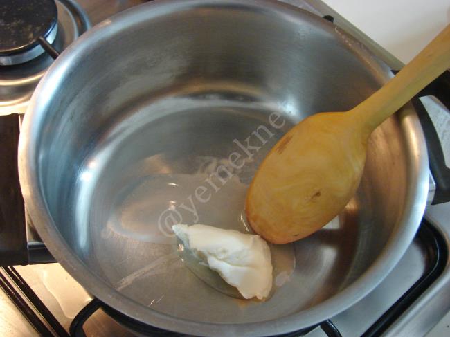 Kıymalı Tarhana Çorbası - Yapılışı (2/12) 