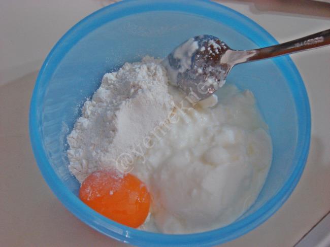 Misket Köfteli Yoğurt Çorbası - Yapılışı (3/12) 