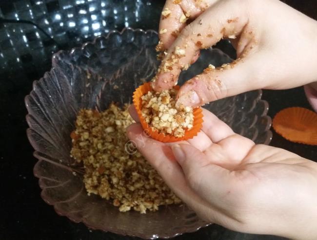 Unsuz Bademli Kurabiye - Yapılışı (7/12) 