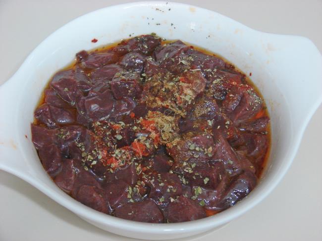 Fırında Ciğer Sote - Yapılışı (2/8) 