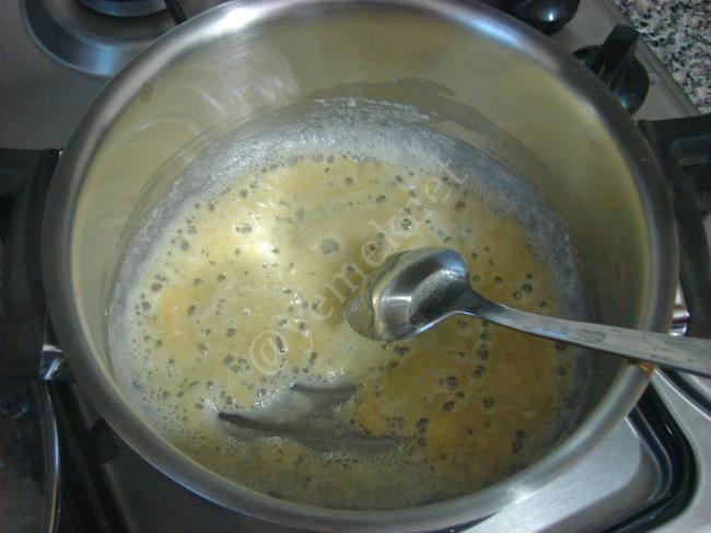 Ispanak Beğendili Köfte - Yapılışı (4/16) 