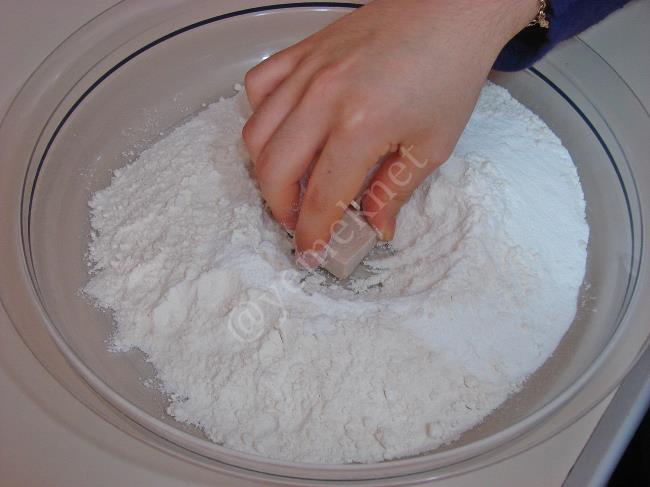 Krem Şantili Poğaça - Yapılışı (3/16) 