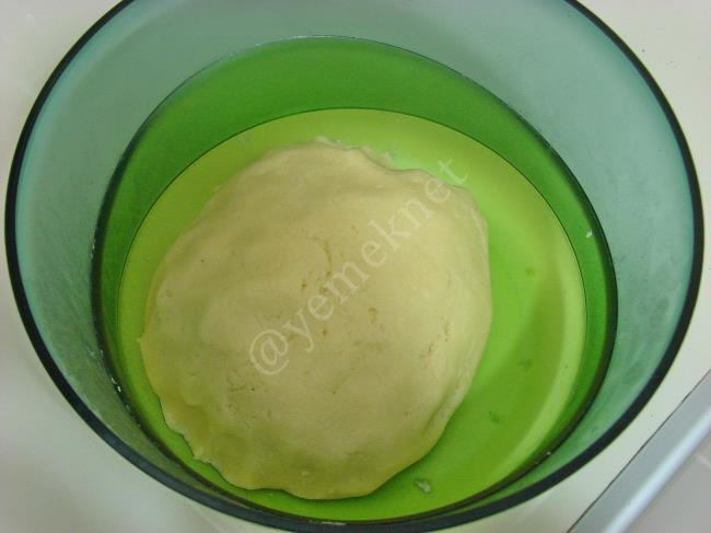 Susamlı Tuzlu Kurabiye - Yapılışı (5/12) 