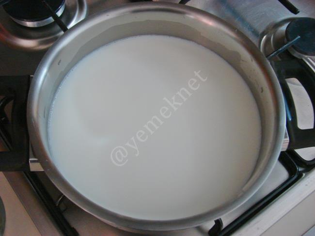 Sütlü Bulgur Çorbası - Yapılışı (2/12) 