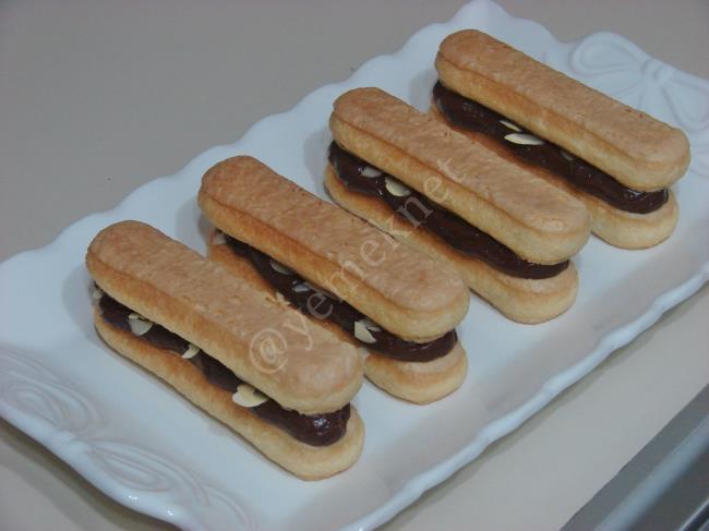 Çikolatalı Kedi Dili Ekler Pasta - Yapılışı (8/12) 