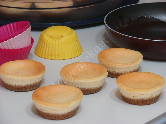 Çikolatalı Mini Çiz Kek (Cheesecake) Nasıl Yapılır? (15/20) Resimli