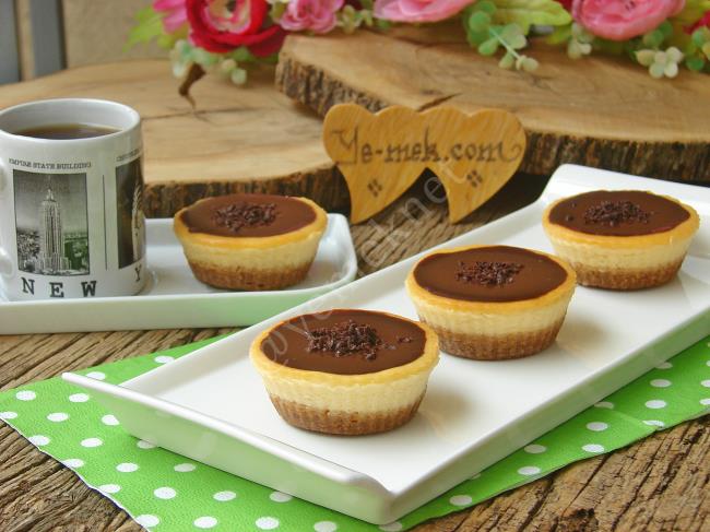 Çikolatalı Mini Çiz Kek (Cheesecake) Tarifi, Nasıl Yapılır? (Resimli