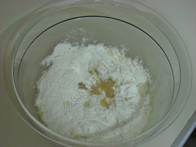 Patatesli Gözleme (El Açması) - Yapılışı (3/20) 