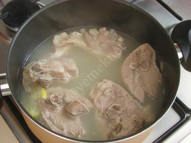 Fırında Patatesli Et Yemeği - Yapılışı (5/12) 