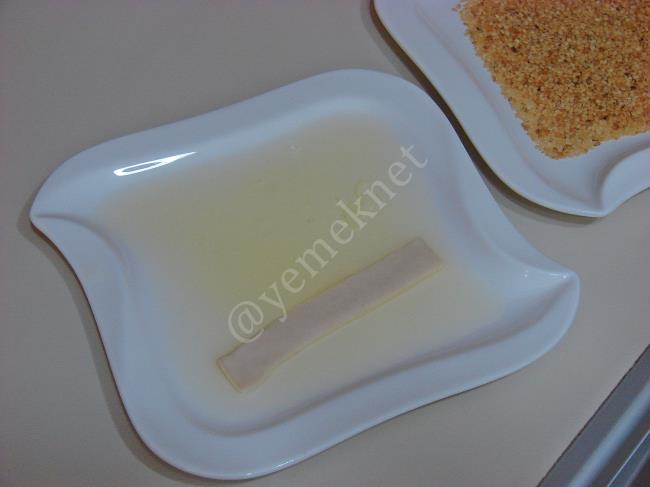 Milföyden Susamlı Çubuk Kraker - Yapılışı (3/12) 