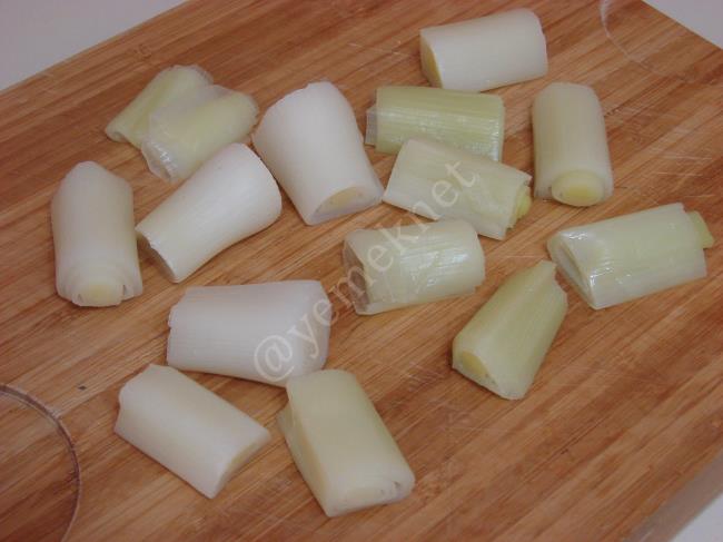 Pırasa Sirkelisi - Yapılışı (4/16) 