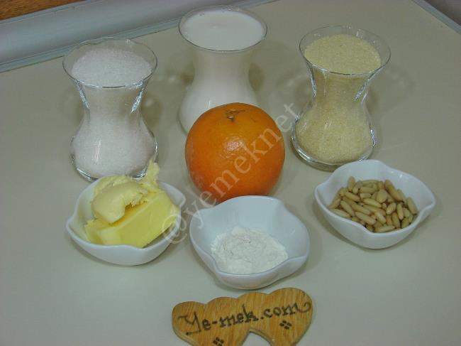 Portakallı İrmik Helvası - Yapılışı (1/12) 