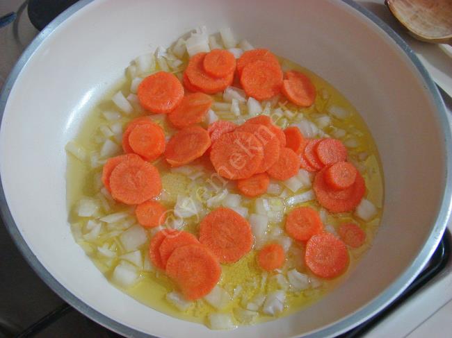 Portakallı Pırasa Yemeği - Yapılışı (2/12) 