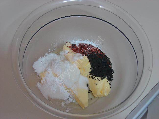 Acılı Kurabiye - Yapılışı (2/12) 