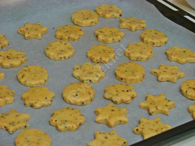 Acılı Kurabiye - Yapılışı (7/12) 