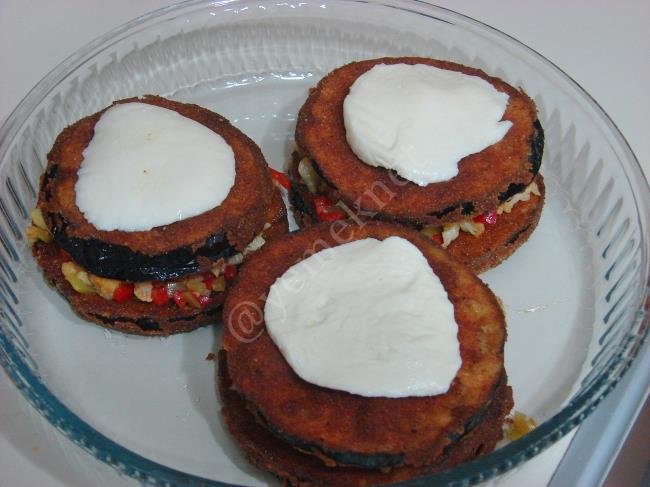 Sebzeli Patlıcan Kulesi - Yapılışı (15/20) 