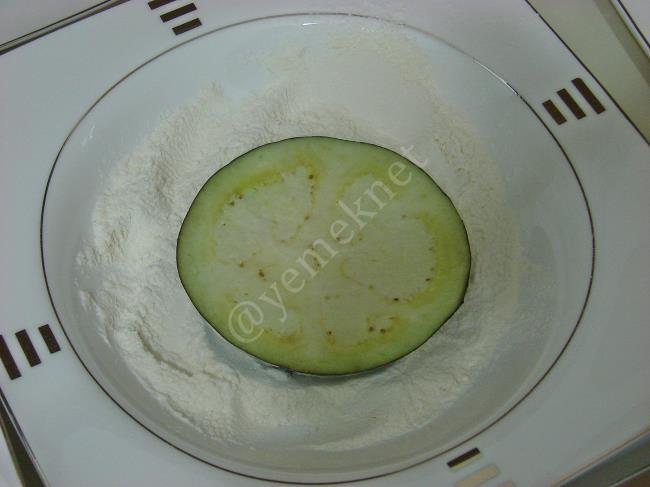 Sebzeli Patlıcan Kulesi - Yapılışı (4/20) 