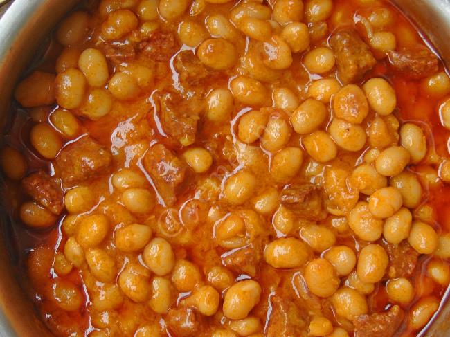 Sucuklu İspir Kuru Fasülyesi - Yapılışı (8/12) 