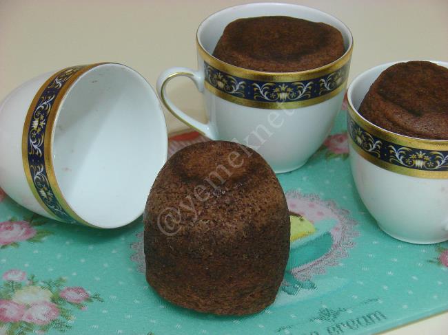 Tencerede Kakaolu Fincan Kek - Yapılışı (12/16) 