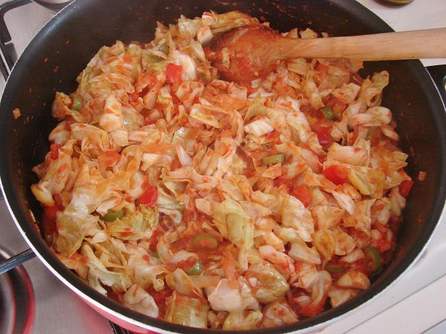 Zeytinyağlı Kapuska - Yapılışı (8/12) 