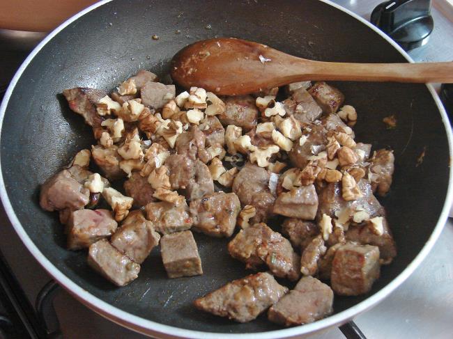 Cevizli Ciğer Sote - Yapılışı (10/12) 