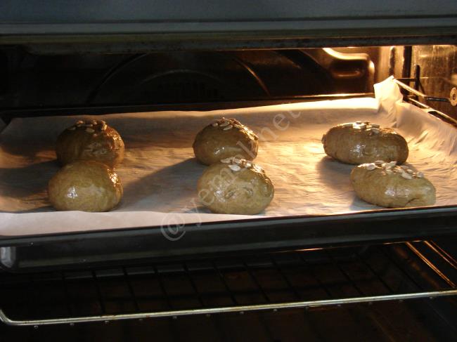 Ev Yapımı Çavdar Ekmeği - Yapılışı (9/12) 