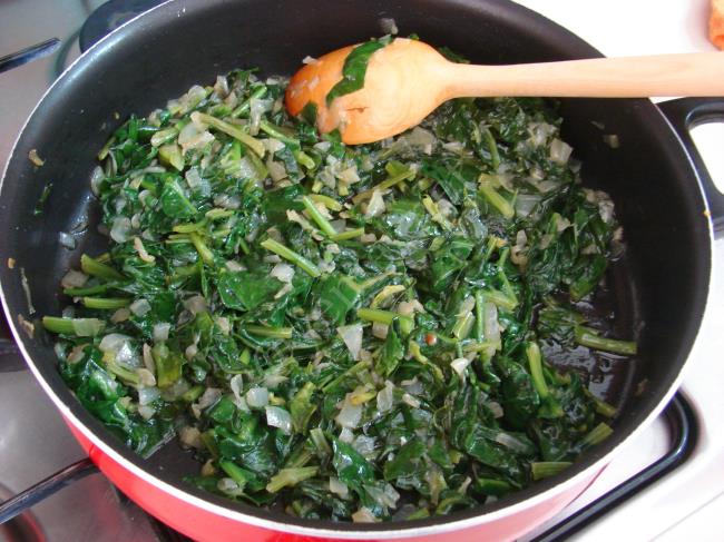 Ispanaklı Çarşaf Böreği - Yapılışı (2/16) 