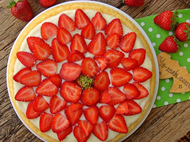 Kremalı Çilekli Tart - Yapılışı (15/20) 