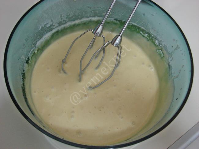 Kremalı Çilekli Tart - Yapılışı (5/20) 