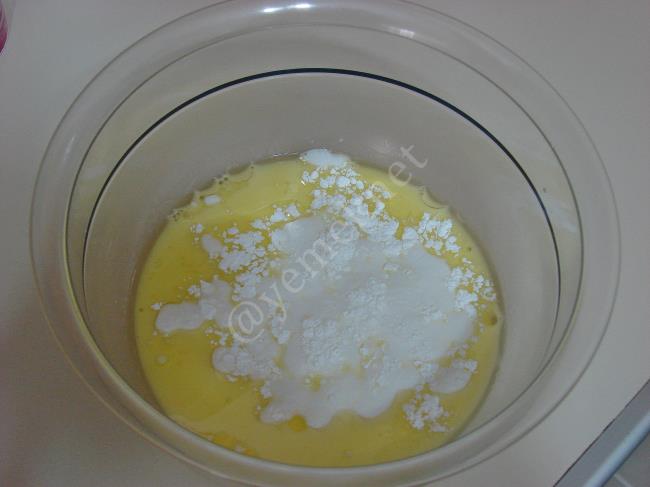 Mayasız İçli Pişi - Yapılışı (2/16) 