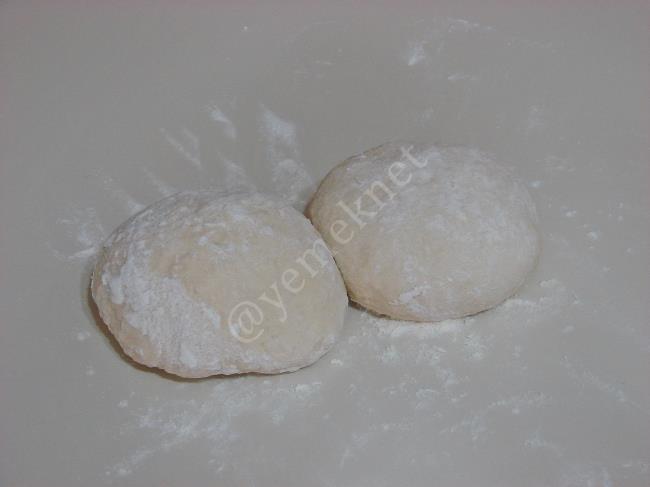 Mayasız İçli Pişi - Yapılışı (5/16) 