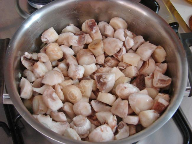 Tavuk Etli Enginar Dolması - Yapılışı (4/12) 