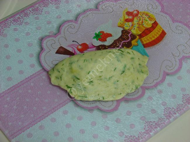 Dereotlu Zeytinli Poğaça - Yapılışı (6/12) 