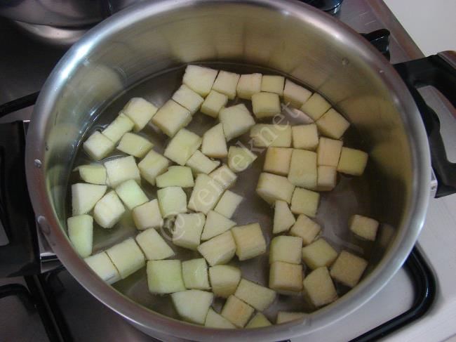 Elma Hoşafı - Yapılışı (4/8) 