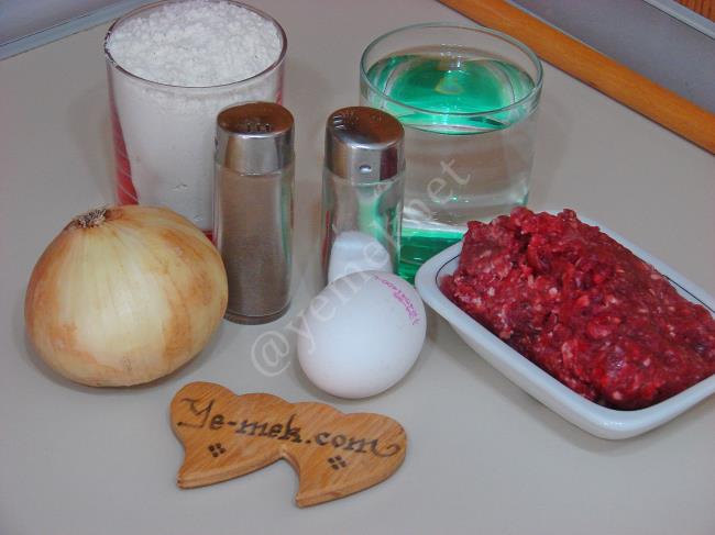 Ev Yapımı Koca Kulak Mantısı - Yapılışı (1/24) 