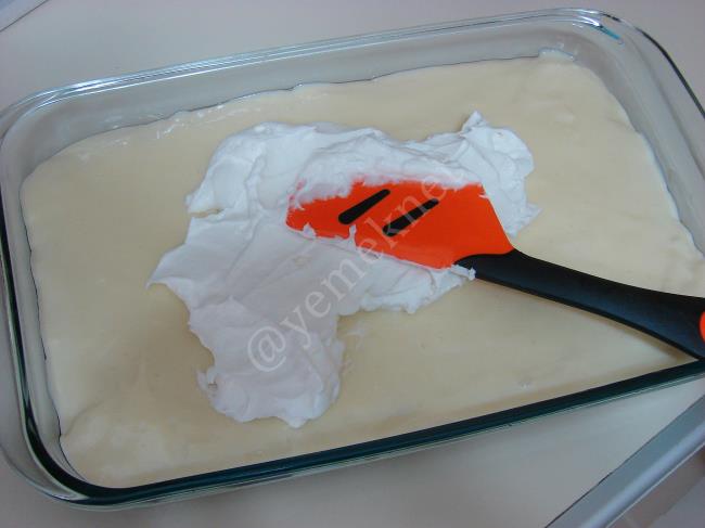 Karamelli Etimek Tatlısı - Yapılışı (12/16) 